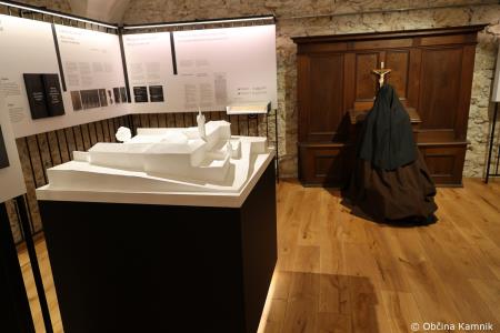 Javno vodstvo po samostanu Mekinje in predstavitev nove večnamenske dvorane (56)